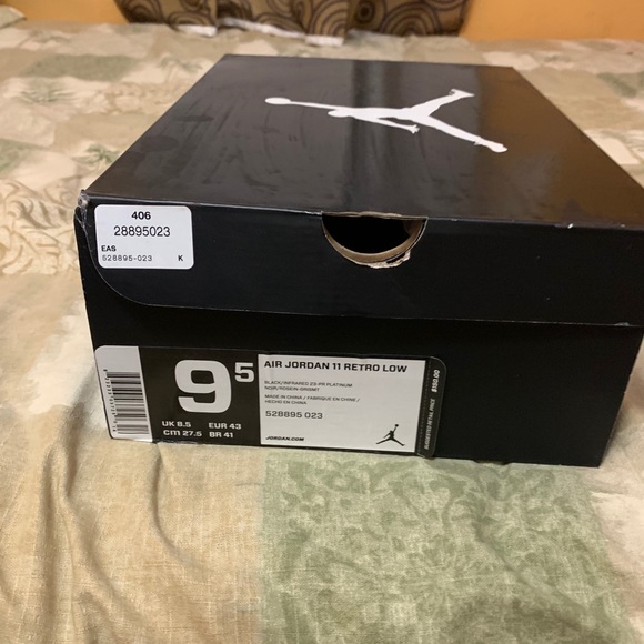 Air jordan 11 retro low - Picture 2 of 5